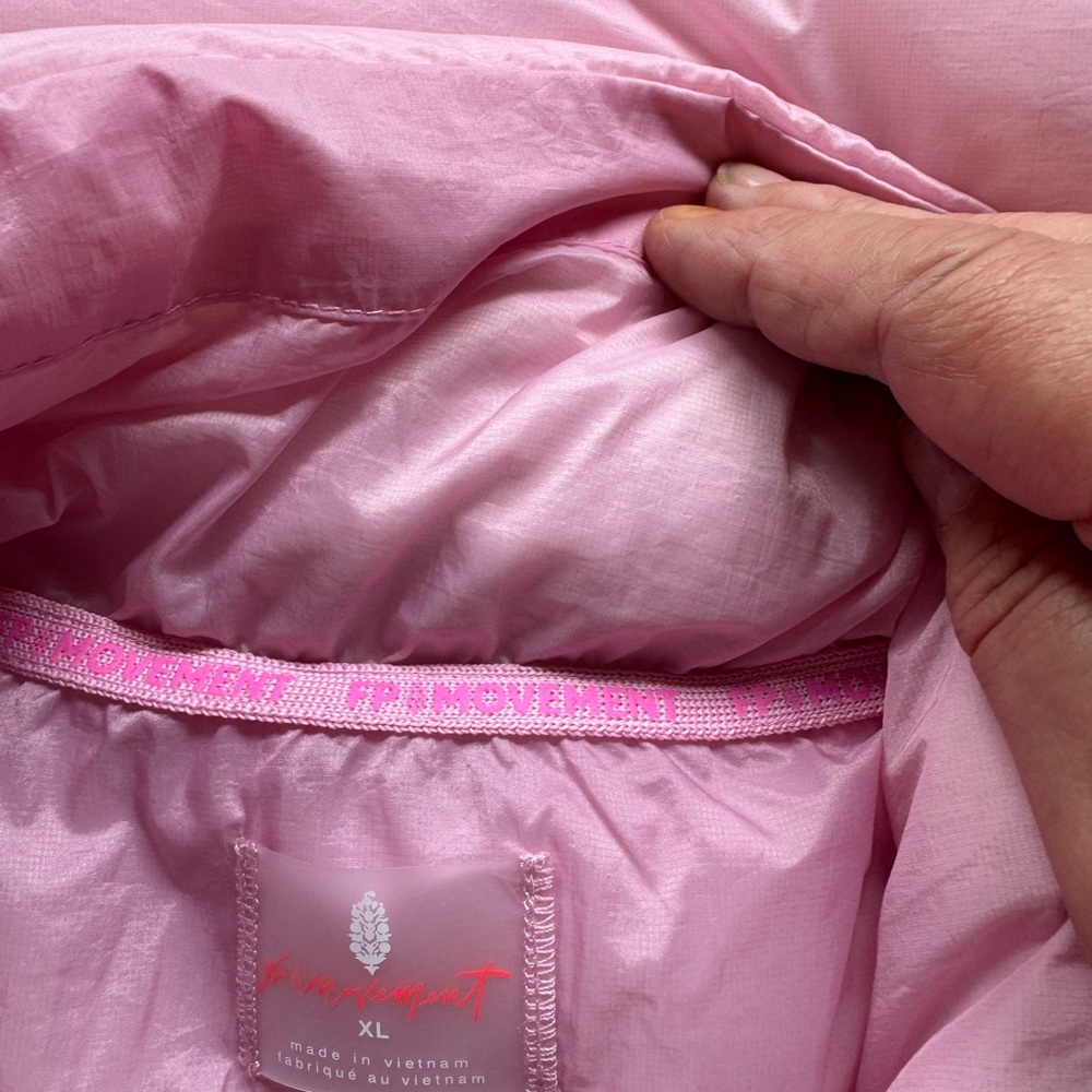 NWOT Free People Movement “In A Bubble Puffer Vest” - Picture 13 of 16